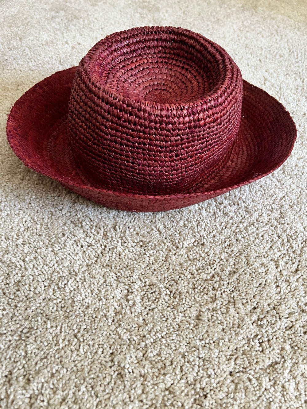 Madewell Woven Straw Sun Hat in Deep Red